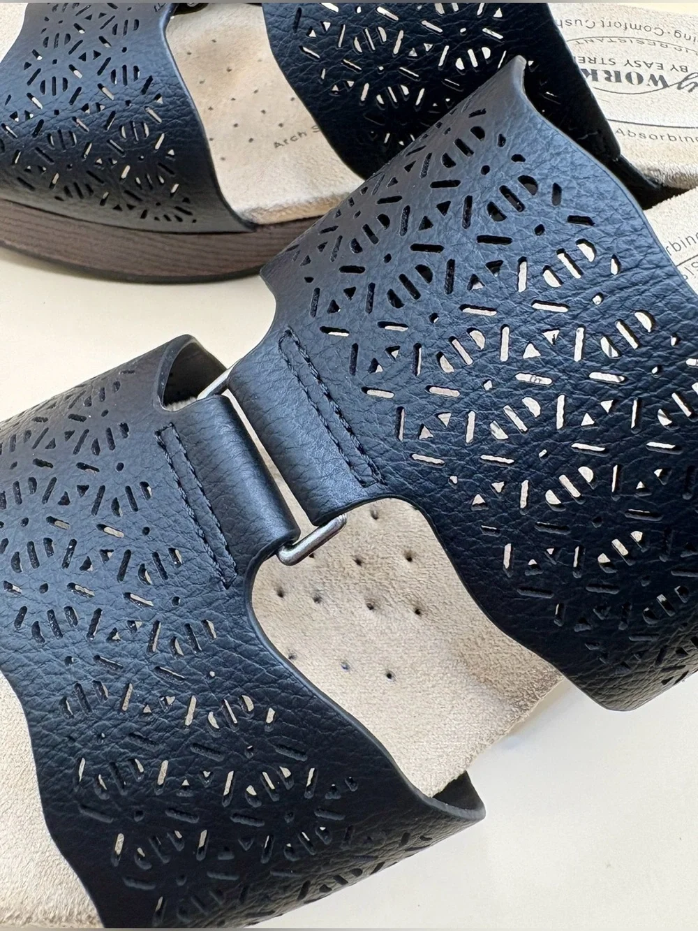 easy street slide sandal type